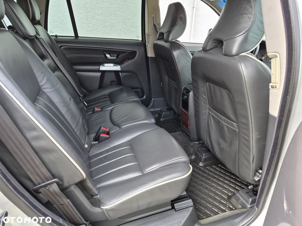 Volvo XC 90 2.4D Executive - 12