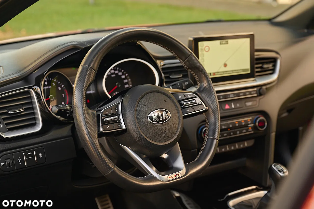Kia ProCeed 1.4 T-GDI GT Line - 30
