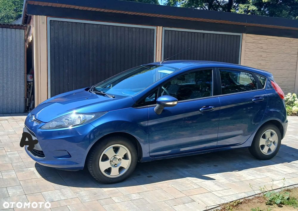 Ford Fiesta 1.25 Trend - 11