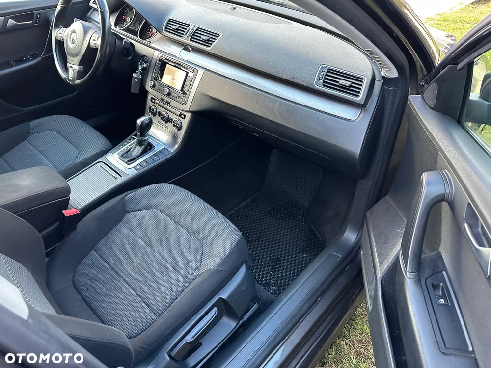 Volkswagen Passat 2.0 Blue TDI DSG SCR Comfortline - 6