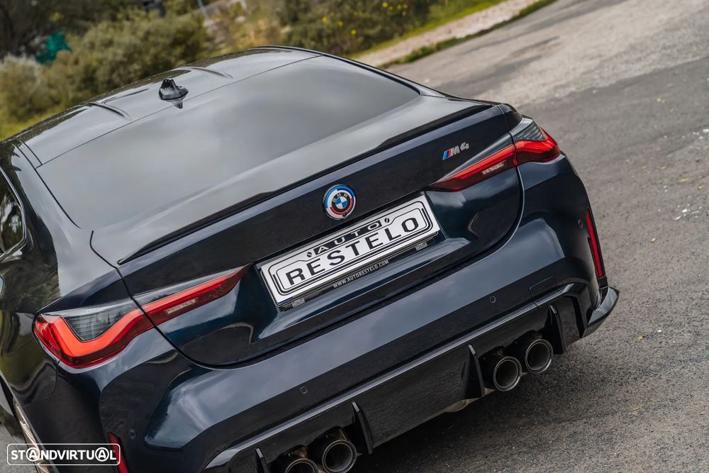 BMW M4 Pack 50 anos M - 12