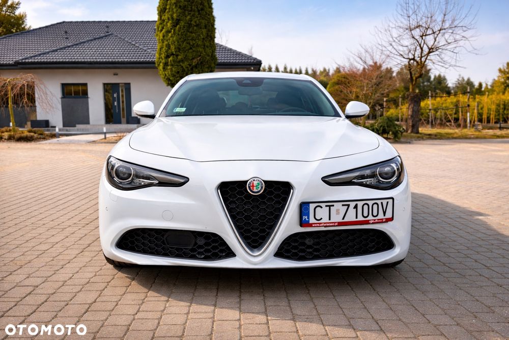 Alfa Romeo Giulia 2.2 D Turbo Super - 4