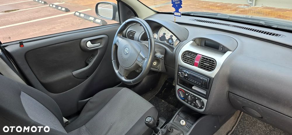 Opel Corsa 1.2 16V Cosmo - 7