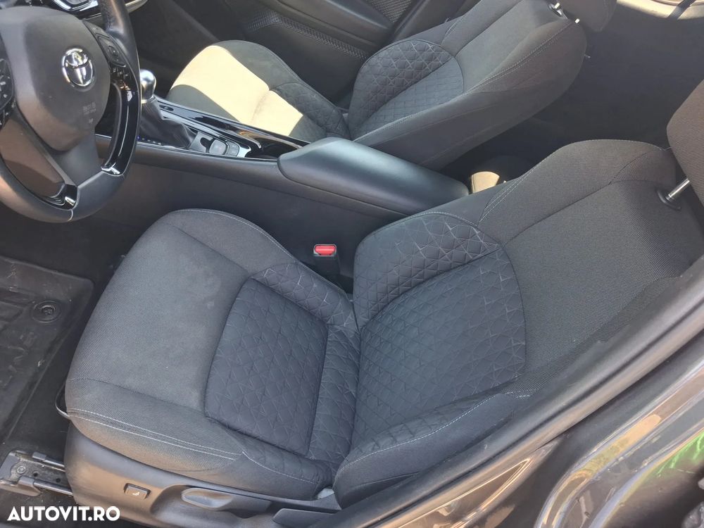 Toyota C-HR 1.8 HSD 122 CP 4x2 CVT Style - 29
