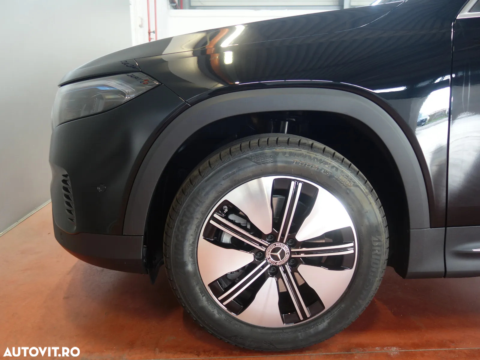 Mercedes-Benz EQB 300 4Matic Electric Art - 12