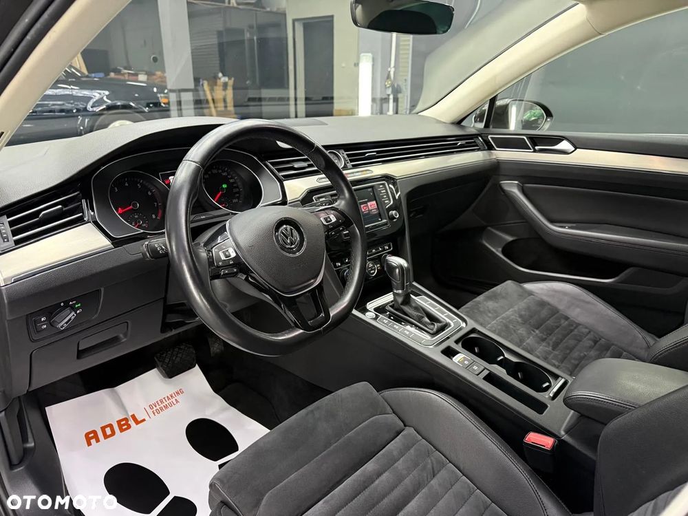 Volkswagen Passat 1.8 TSI BMT Highline DSG - 24