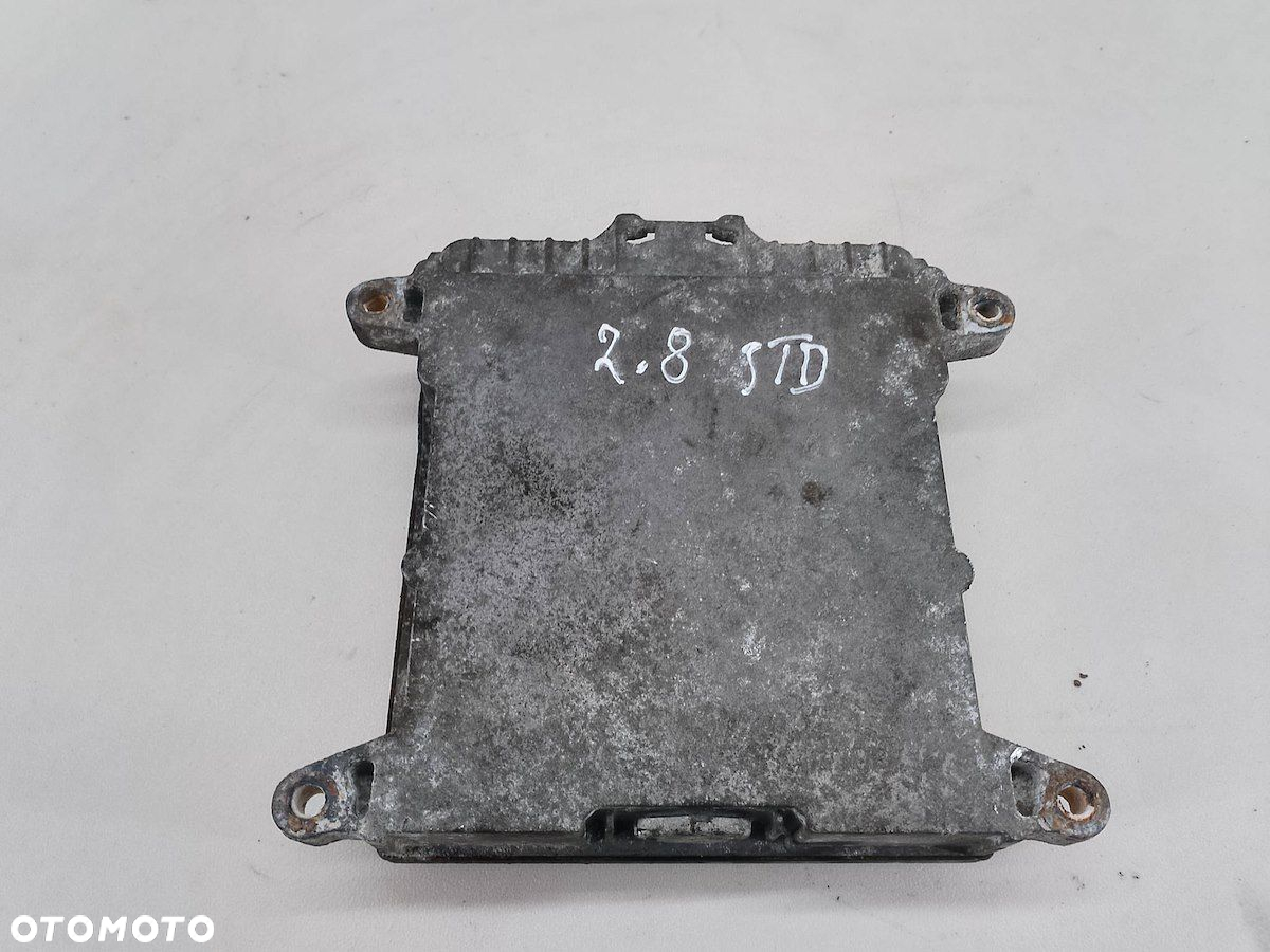 KOMPUTER, STEROWNIK IVECO DAILY III 500332361  0281001537 2.8 HPI - 2