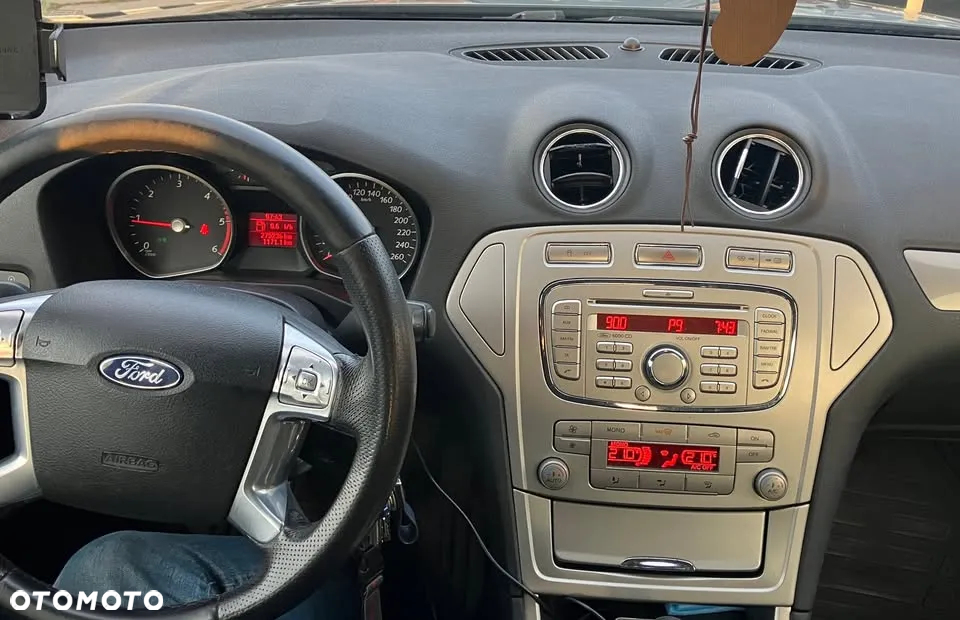Ford Mondeo 1.8 TDCi Trend - 7
