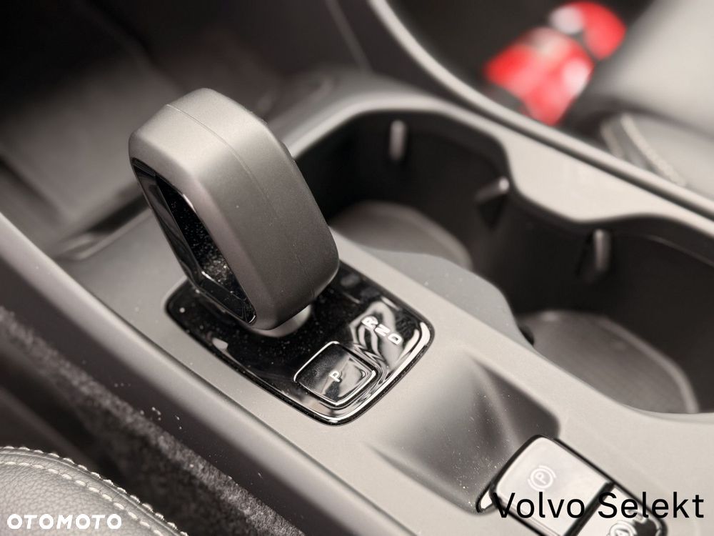 Volvo XC 40 - 22