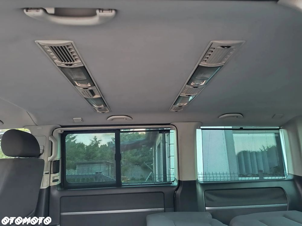 Volkswagen Multivan - 19