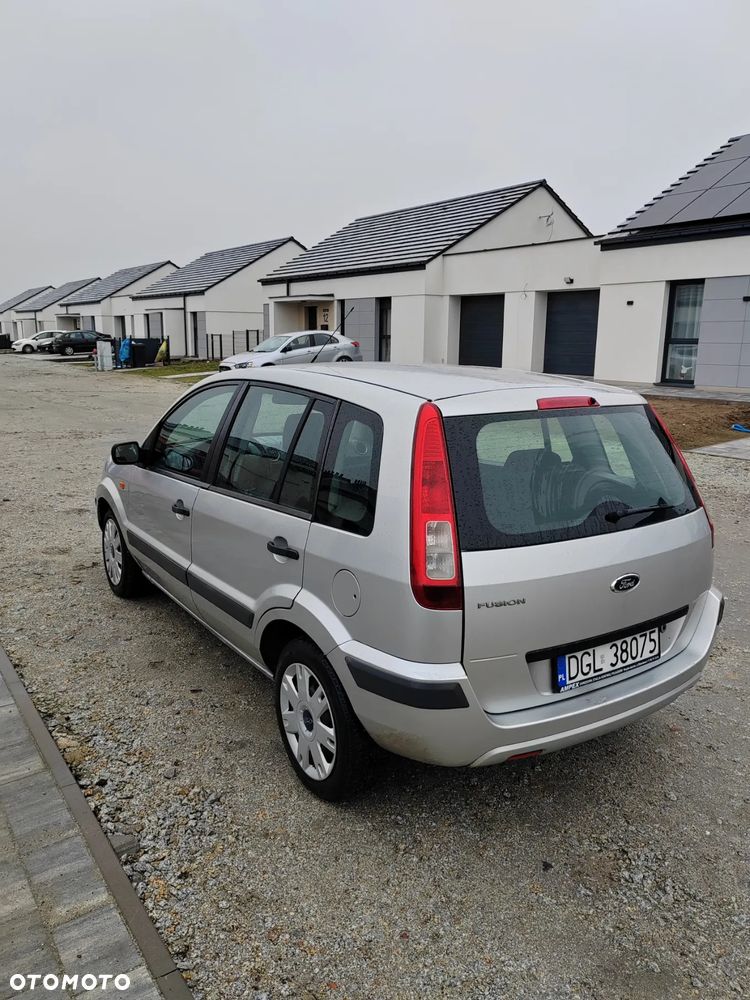Ford Fusion 1.4 Elegance - 9