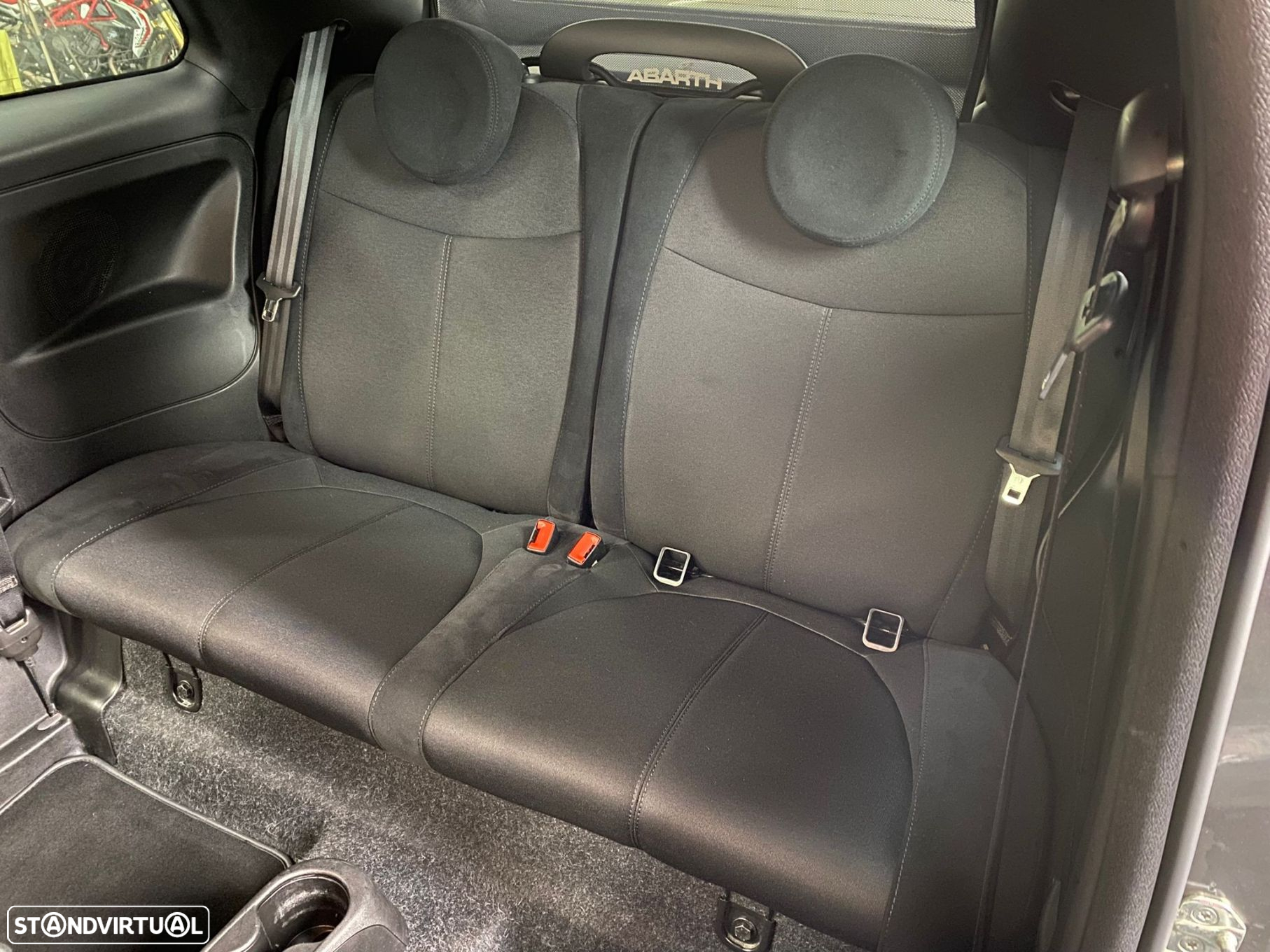 Abarth 595C 1.4 T-Jet Custom - 11