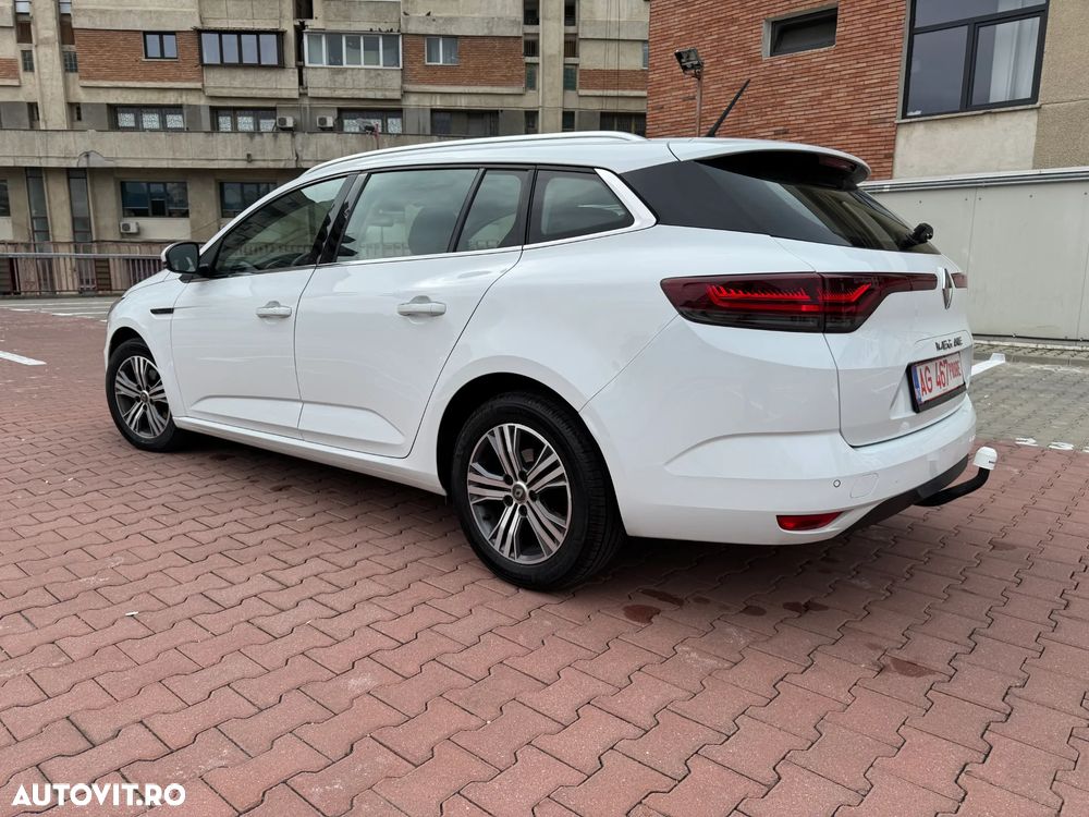 Renault Megane TCe 140 GPF Techno - 39
