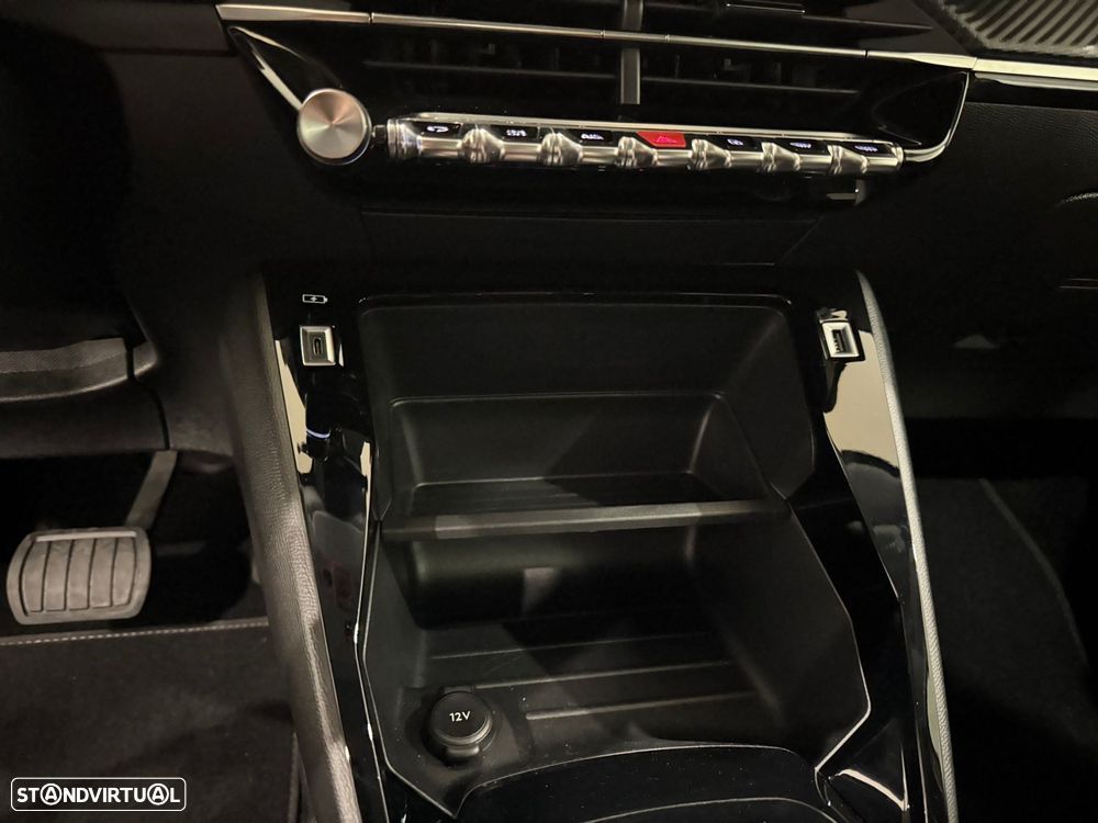 Peugeot e-208 50 kWh Style - 38