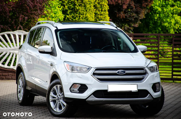 Ford Kuga 1.5 EcoBoost 4x4 Titanium