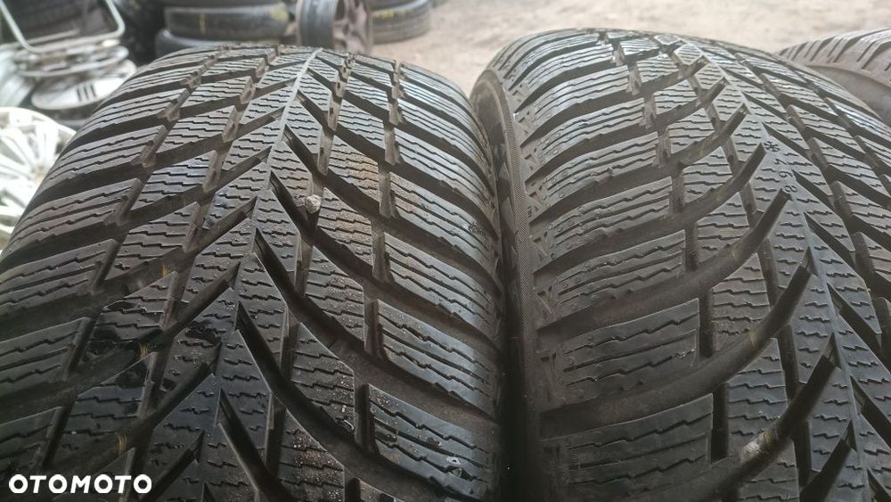 225.60.18 Nokian snowproof 2 SUV 104h xl jak nowe dot 3923