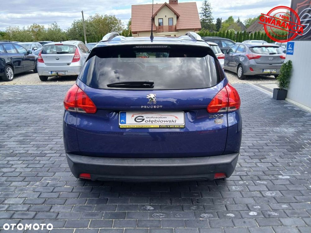 Peugeot 2008 - 11