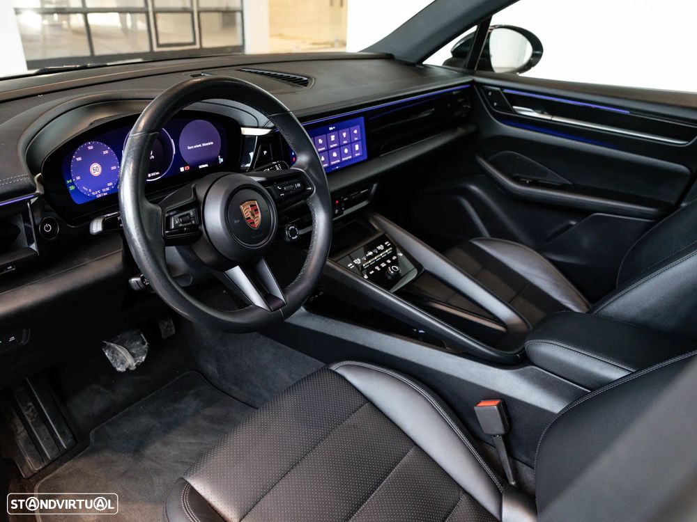 Porsche Macan Standard - 18