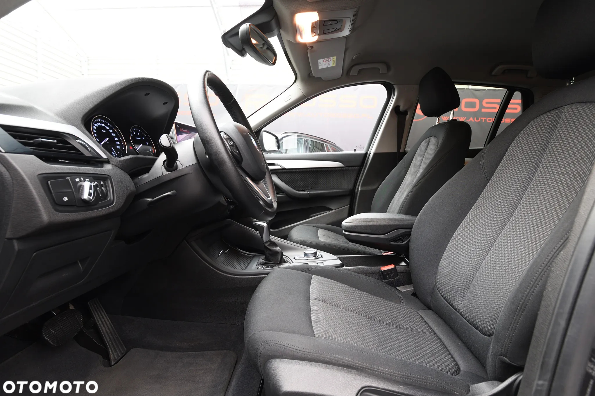 BMW X1 - 12