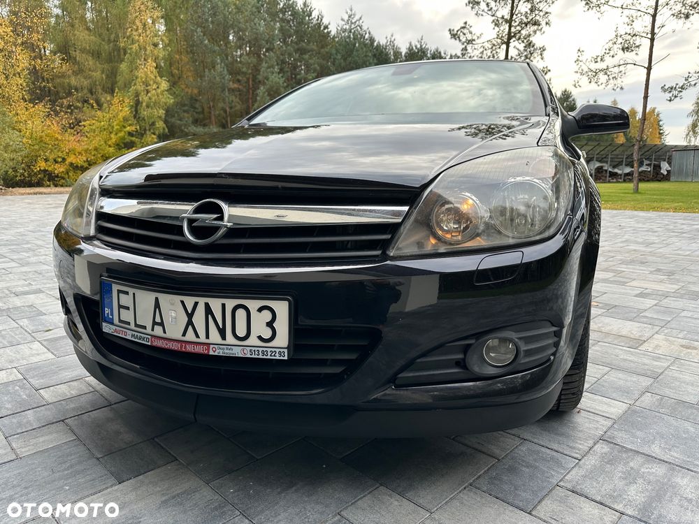Opel Astra III GTC 1.8 Sport - 10