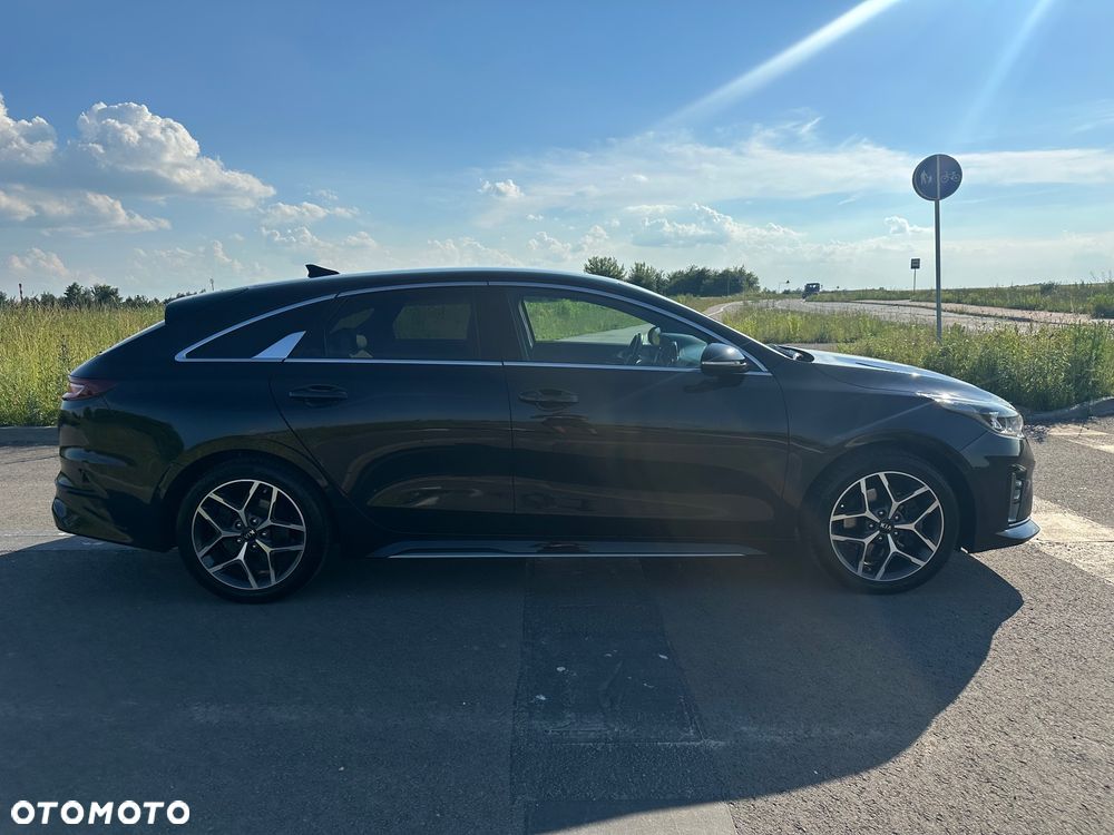Kia ProCeed 1.4 T-GDI OPF GT LINE - 23