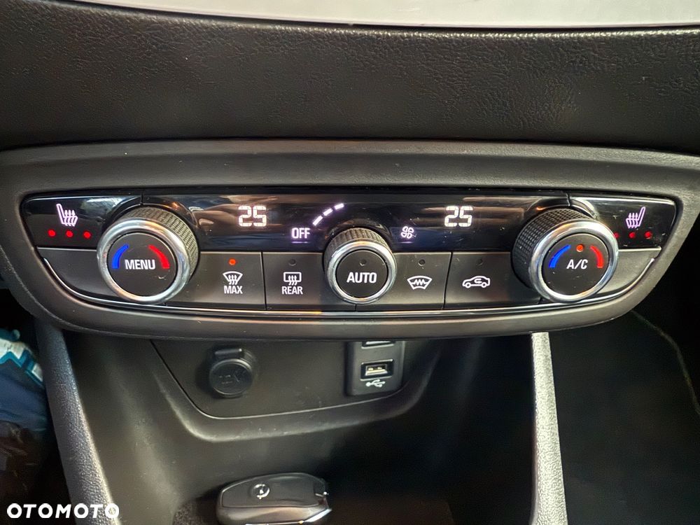 Opel Crossland X 2020 - 26