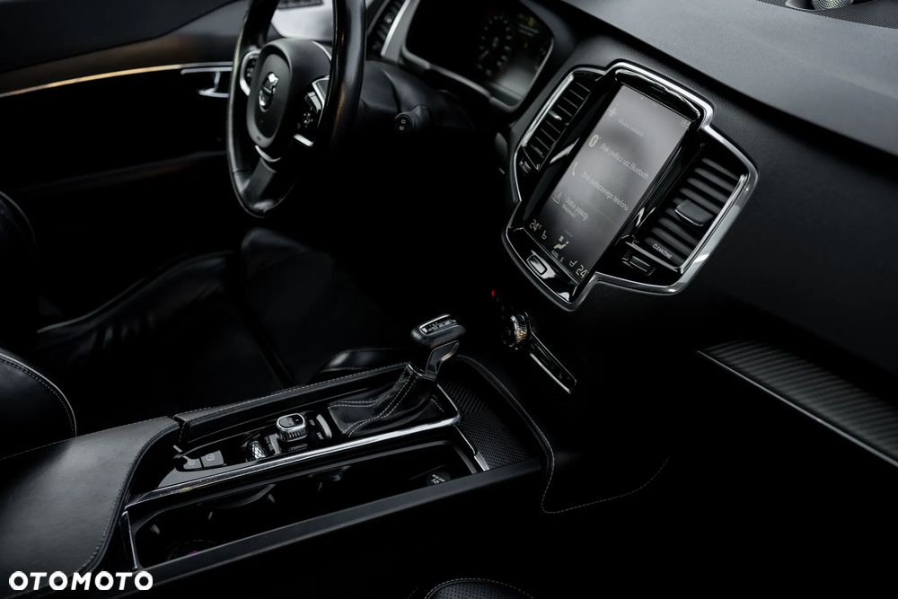 Volvo XC 90 T6 AWD Geartronic RDesign - 10