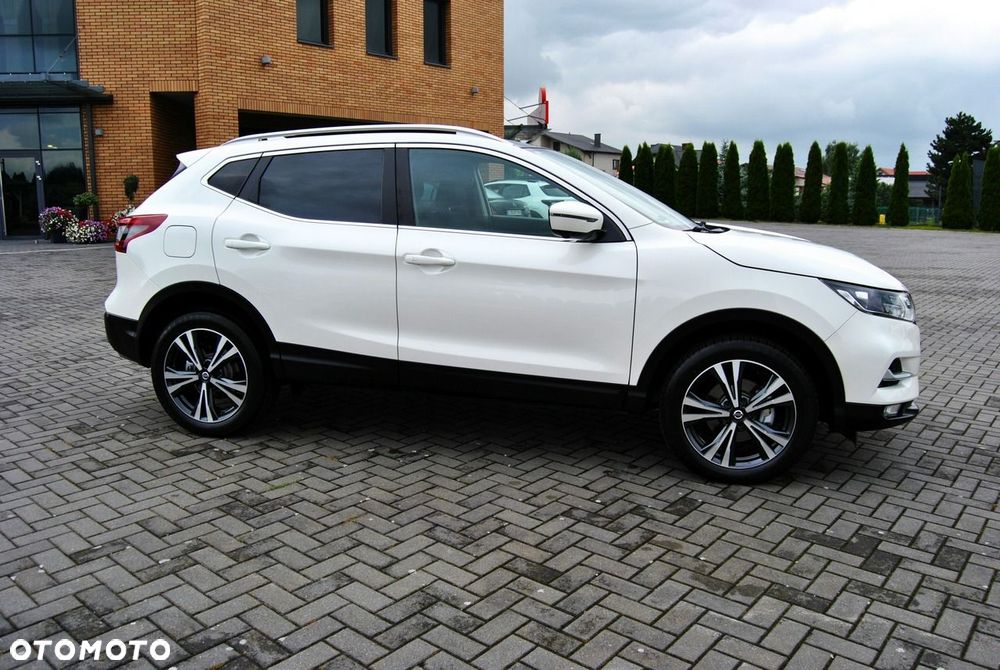 Nissan Qashqai 1.3 DIG-T Tekna - 23
