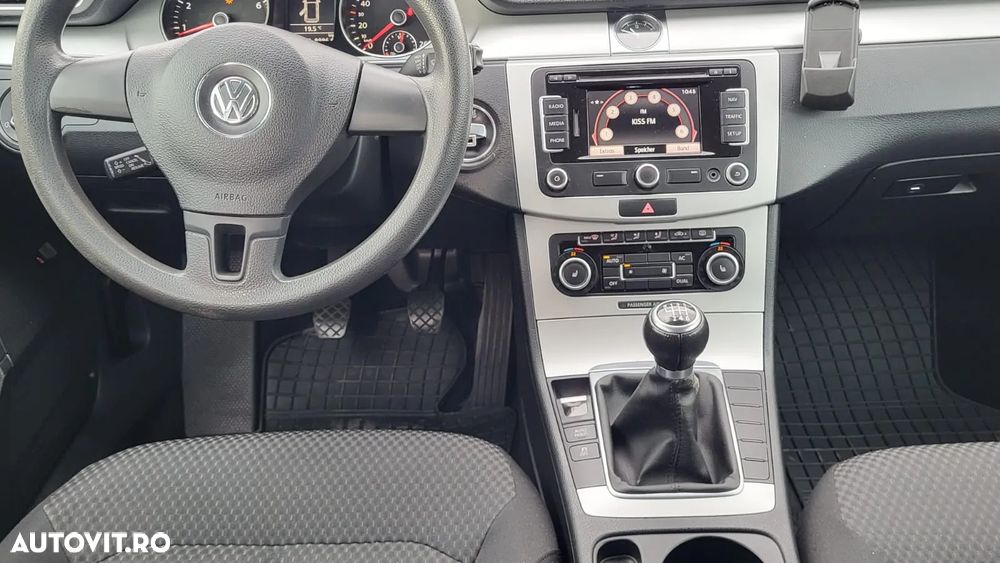 Volkswagen Passat - 6