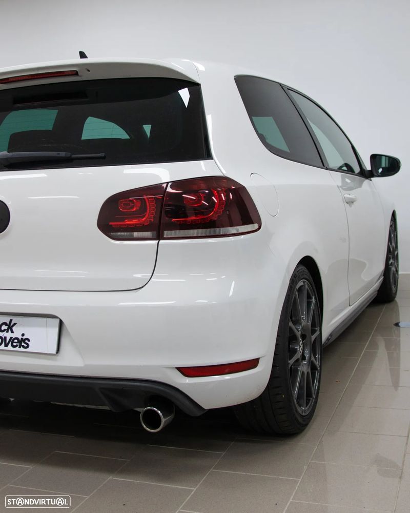 VW Golf 2.0 TSi GTI DSG - 29