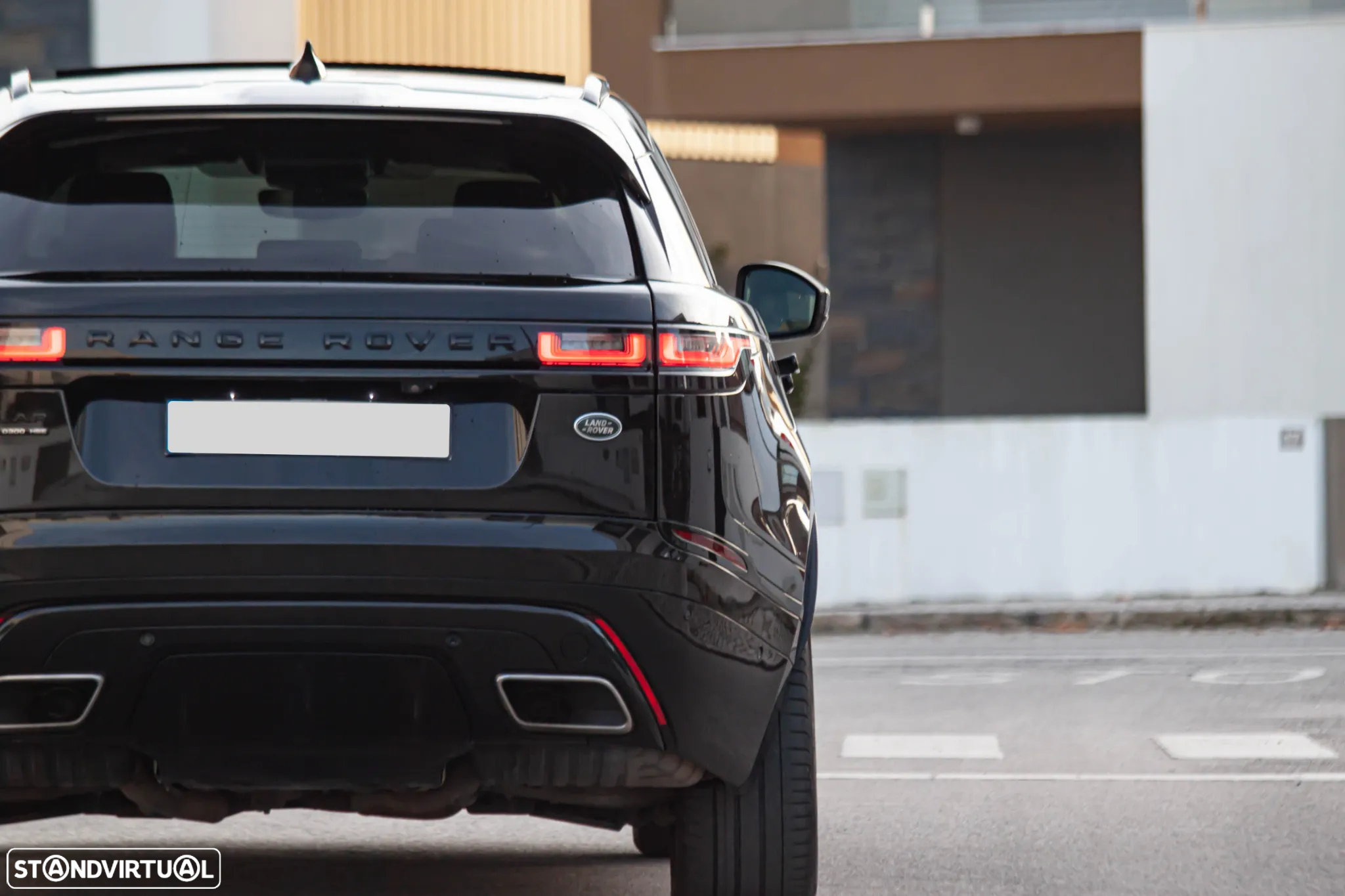 Land Rover Range Rover Velar 3.0 D R-Dynamic HSE - 15