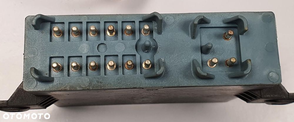 MODUŁ STEROWNIK KOMFORTU MERCEDES W126 0008220703 - 2