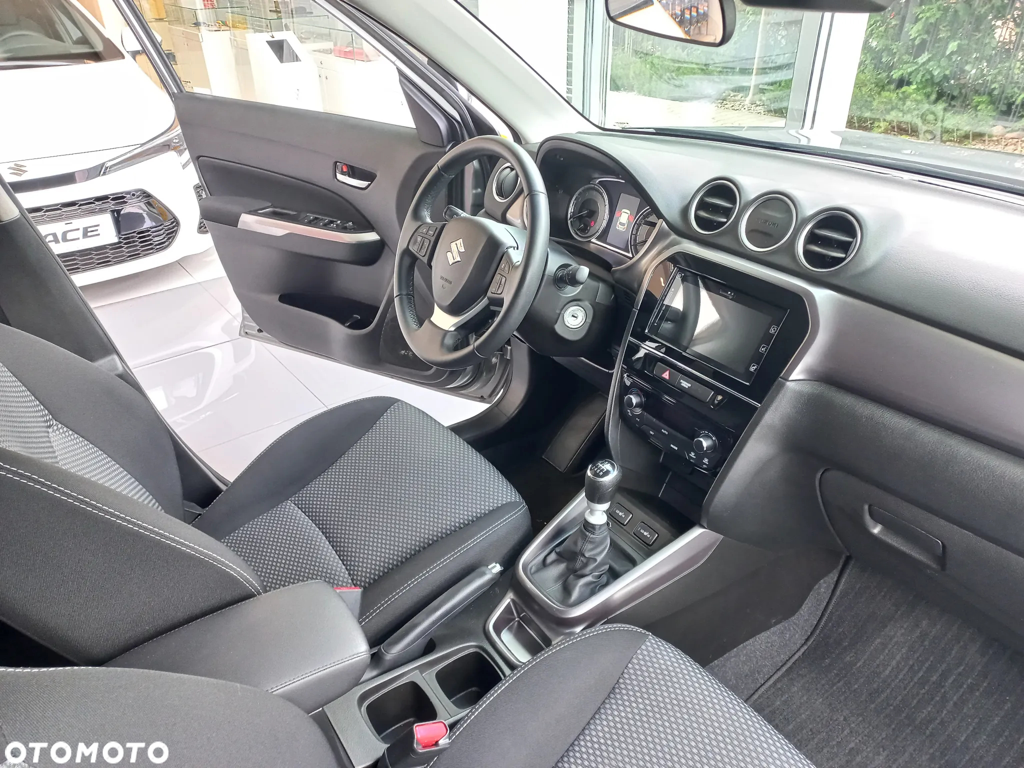 Suzuki Vitara 1.4 Boosterjet Premium 2WD - 12