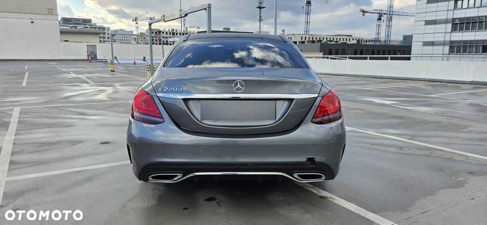 Mercedes-Benz Klasa C 220 d 9G-TRONIC - 7