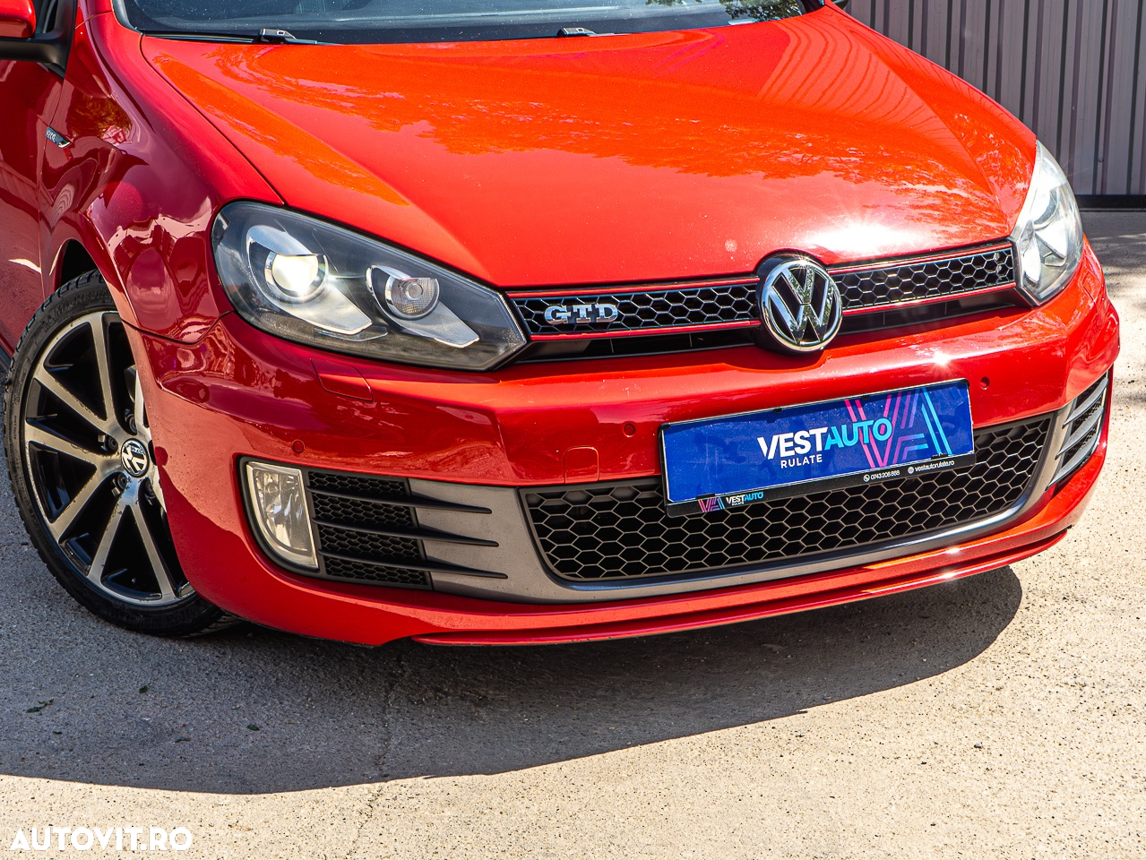 Volkswagen Golf 2.0 DPF GTD DSG - 34