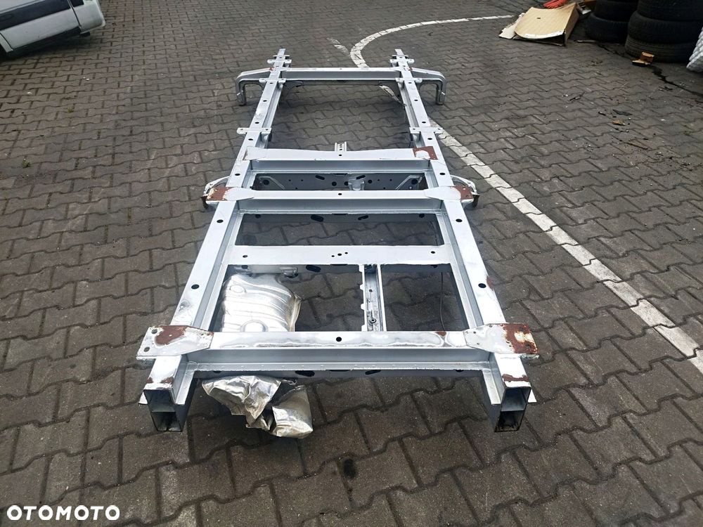 RAMA MERCEDES SPRINTER 906 POJEDYNCZE KOLO 327CM - 5