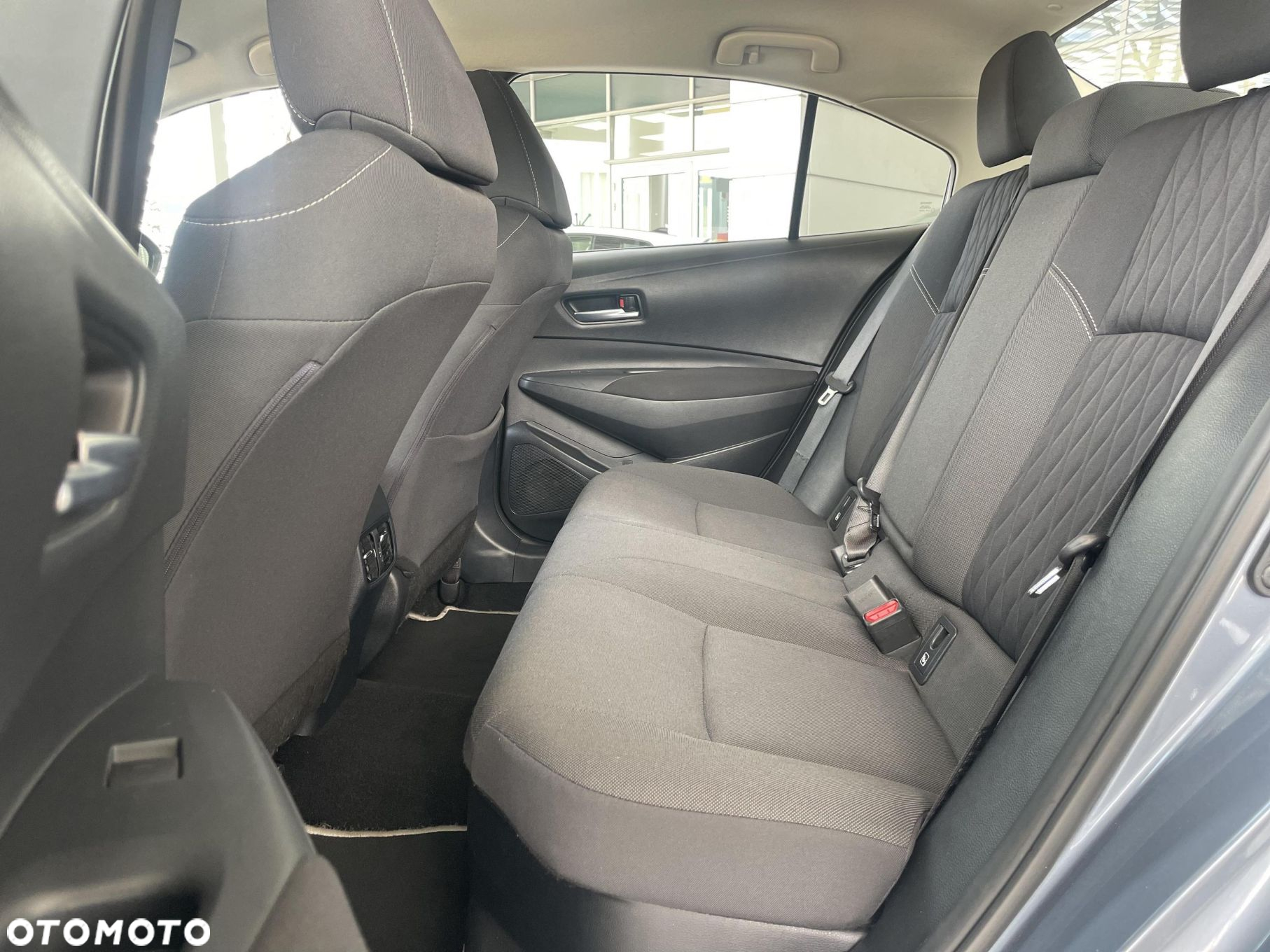 Toyota Corolla - 14