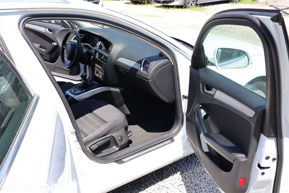 Audi A4 Avant - 12