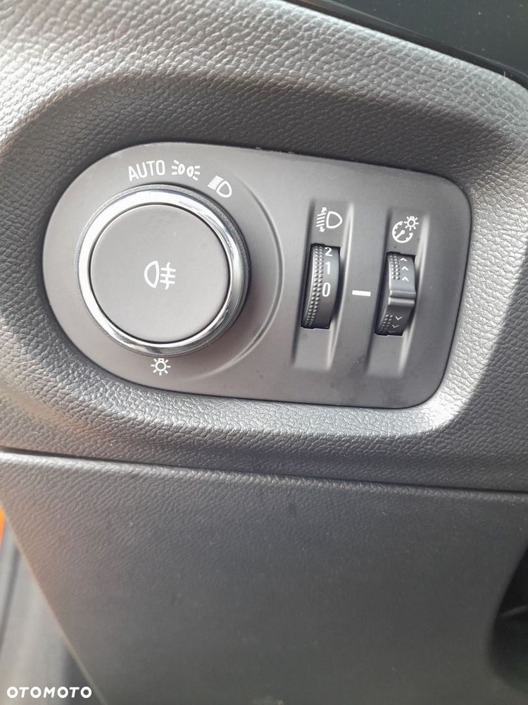 Opel Corsa 1.2 S&S - 13