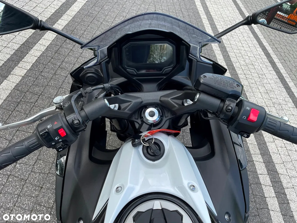 Kawasaki Ninja - 18
