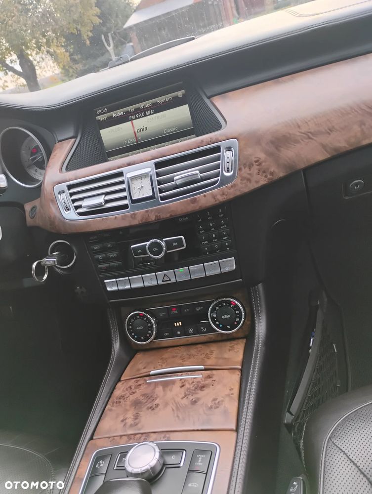 Mercedes-Benz CLS Shooting Brake 350 CDI 4Matic DPF B.EFF 7G-TR Edition 1 - 26