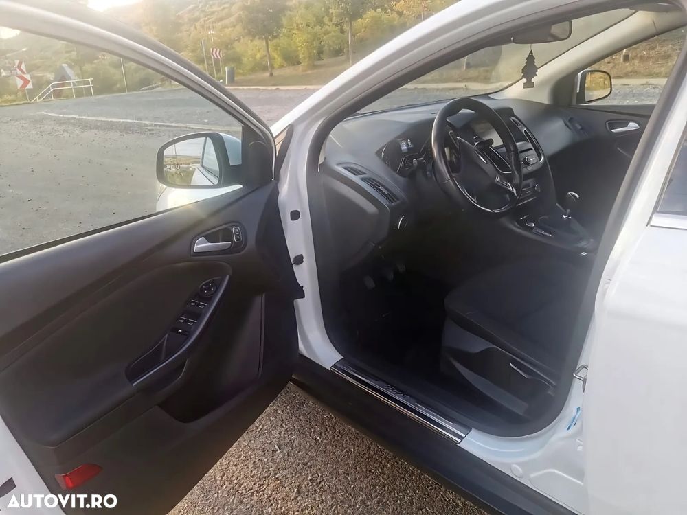 Ford Focus 1.5 TDCi Titanium - 27