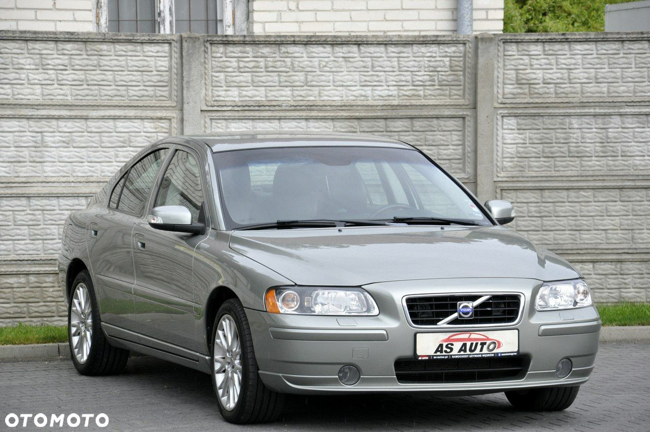 Volvo S60 2.4 Momentum - 2