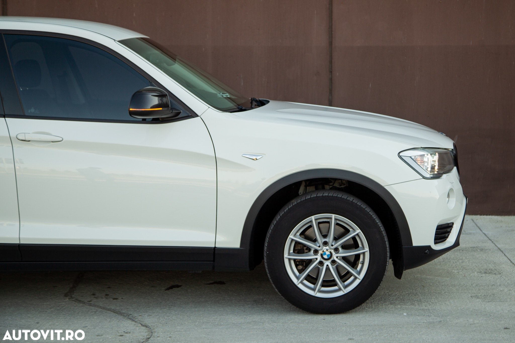 BMW X3 xDrive20d AT Standard - 24