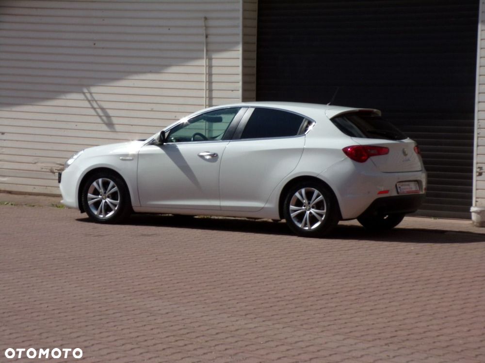 Alfa Romeo Giulietta - 16