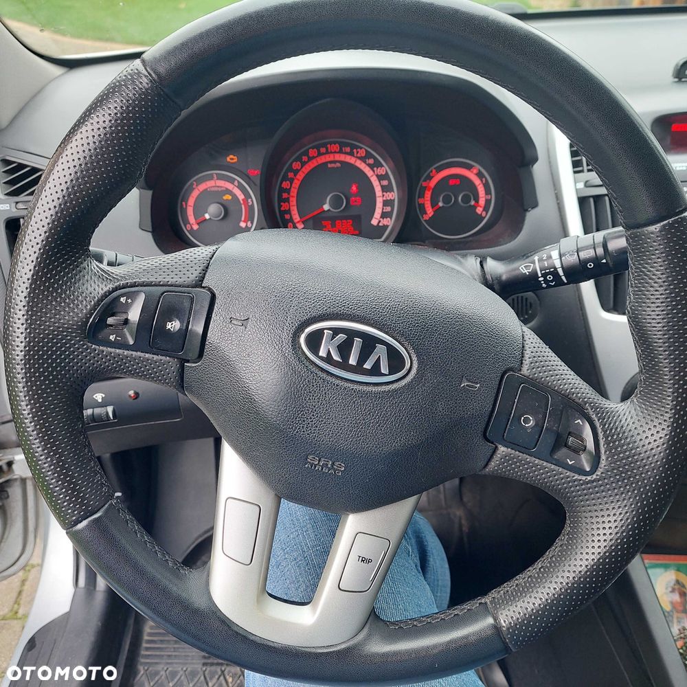 Kia Ceed - 6