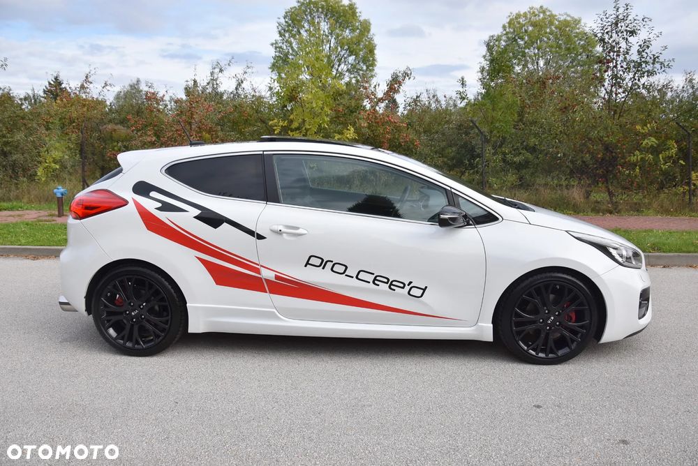 Kia Ceed 1.6 T-GDI GT-Challenge - 12