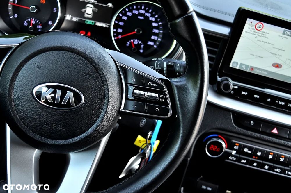 Kia XCeed 1.6 CRDi SCR L Business Line - 24