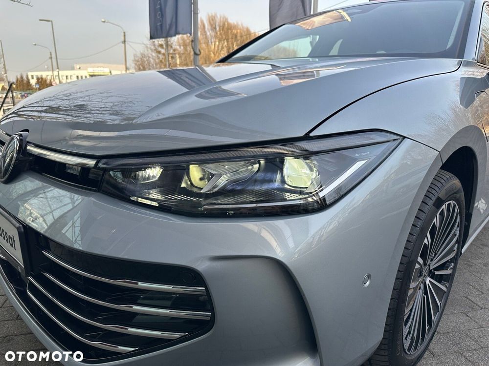 Volkswagen Passat - 35