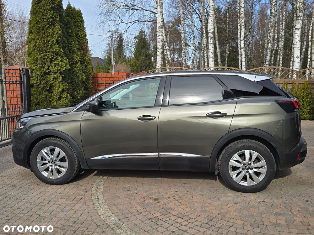 Peugeot 3008 PureTech 130 Stop & Start GPF Allure - 12